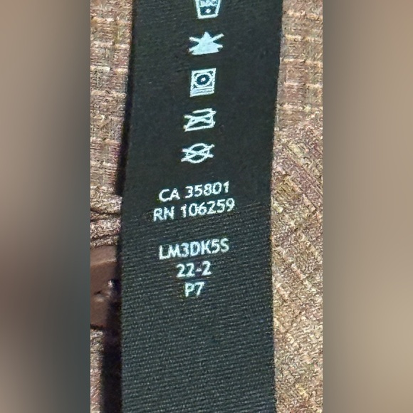 Lululemon SS Button Down Men
Sz L - Picture 2 of 7